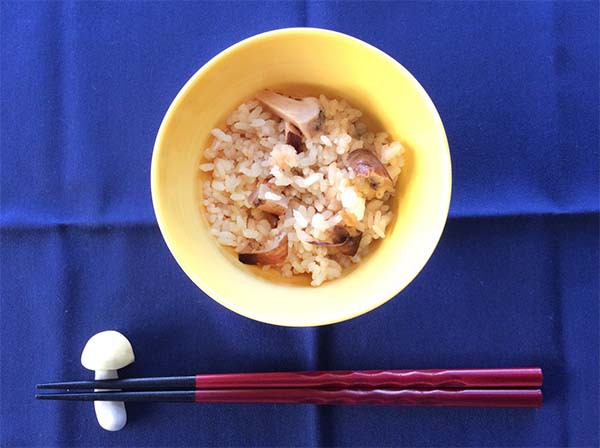 松茸御飯の写真