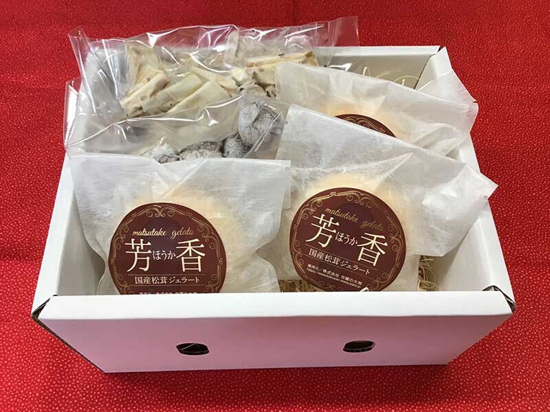冷凍ギフトセット国産松茸フルコースの写真